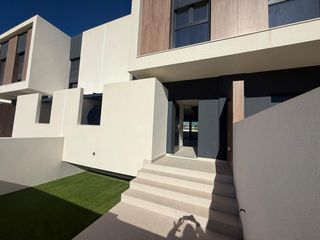 Miete Haus in Almerimar. Casa en alquiler en residencial albatros de almerimar