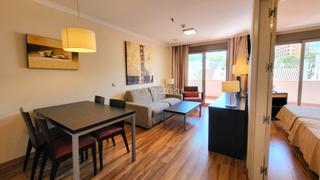 Apartament a Calle los girasoles 8. Apartamento cerca de la playa zona avda palmeras
