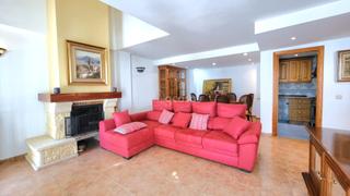 Dúplex a Calle tamarindos 7. Apartamento duplex junto paseo maritimo