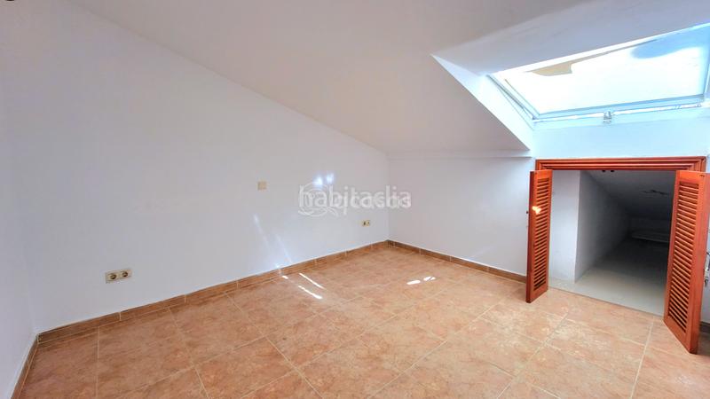 Foto 6fb6facb-426f-4187-8f0c-6a8db1b111f6. Zweistöckige wohnung in calle tamarindos 7 in Puerto Marina Benalmádena