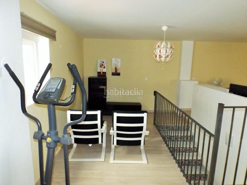 Foto 353b8a7e-39d4-4a6d-abea-e0b501964bcf. Zweistöckige wohnung in calle sierra bonela 18 in Benalmádena