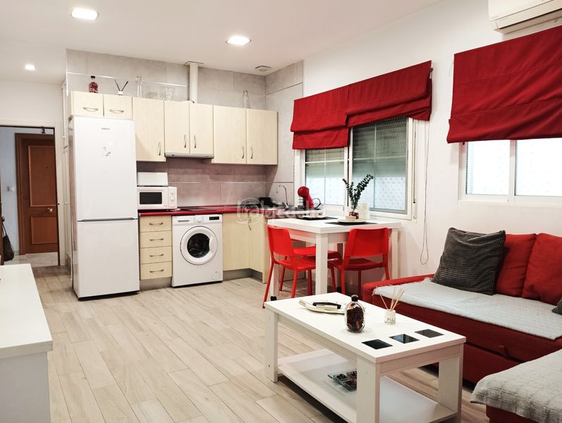 Foto 4fa7155b-75e3-4c06-9537-c518207921d8. Erdgeschoss in calle de la luna 1 in La Carihuela - Los Nidos Torremolinos