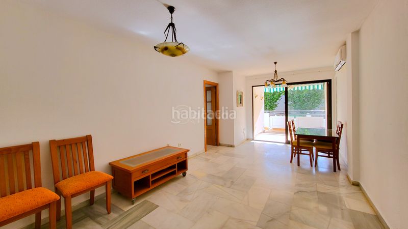 Foto a1496347-5158-4b34-a599-08258a332d8d. Pis a calle nerja 6 a La Carihuela - Los Nidos Torremolinos