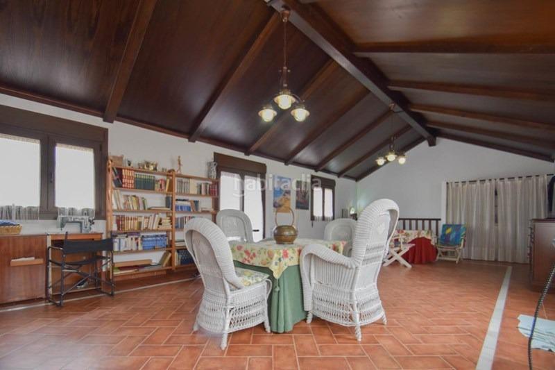 Foto 5ec7acf4-adea-4310-9d95-b4959d93d06c. Casa estupenda casa para entrar a vivir de 3 plantas en jerez del marquesado en Jérez del Marquesado