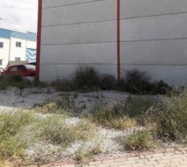 Terreno residencial  Calle urbanizable. Parcela de uso industrial situada en polígono peña blanca,