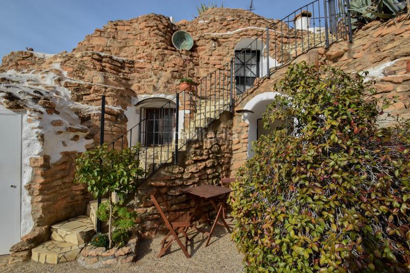 Foto 7686b10e-15a4-430f-8ef7-f9bbf3de9bbf. Casa amb calefacció a Gorafe