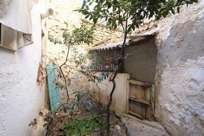 Foto d1a187ac-da7e-4c9f-bc87-37fbbeb25727. Casa  para reformar en Padul