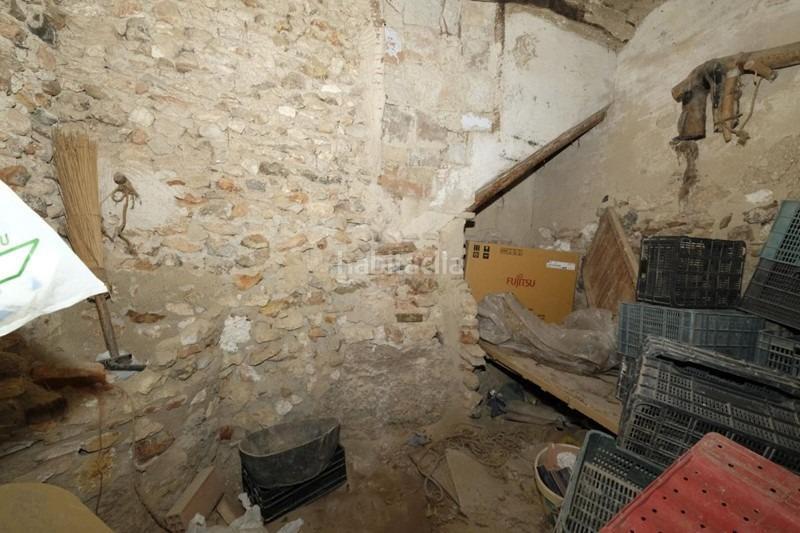 Foto fbc492a8-71a6-4a7f-870e-754a6a64c511. Casa  para reformar en Padul