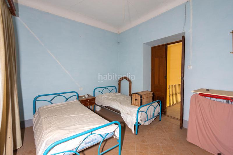 Foto 628036f6-d84d-43f2-92b9-dc20b77380e3. Casa gran casa para reformar en Padul