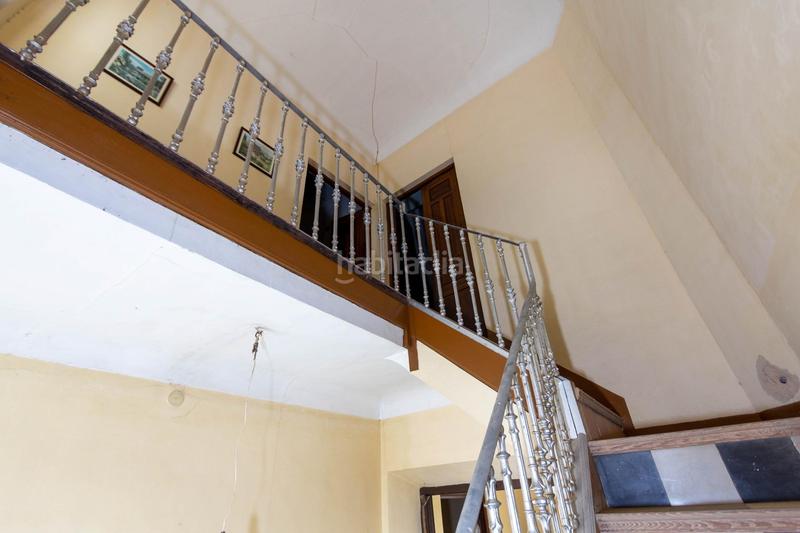 Foto f6794f27-f7a0-4f46-8bf7-4239badef853. Casa gran casa para reformar en Padul
