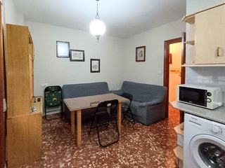 Pis  Calle baja. Magnifico piso en montefrío, granada