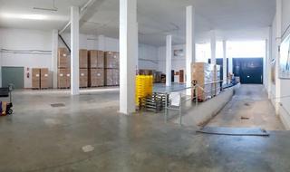 Bâtiment à usage industriel  Avenida del peronne. Nave industrial en salobreña en el pago de los sotillos