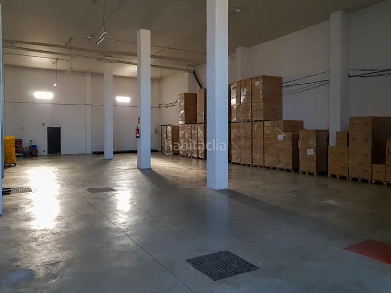 Foto fdbe88d6-8c41-48a5-830f-68479046c3e3. Bâtiment à usage industriel dans Centro Salobreña