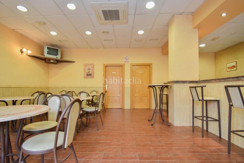 Foto 4159de6e-f406-4c8b-93d2-0d24f7990506. Local comercial a Aljomahima - Ermita Gabias (Las)