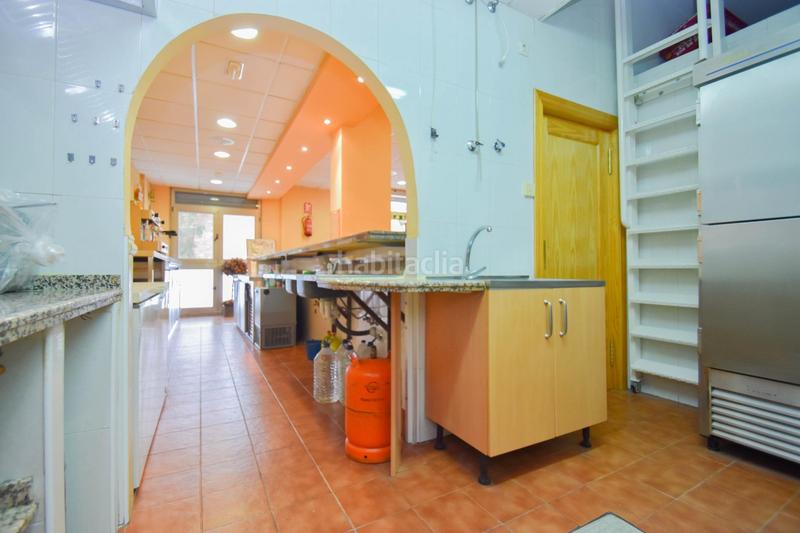 Foto 826e864f-ec3b-44f8-8e2a-5af157c13fbf. Local comercial a Aljomahima - Ermita Gabias (Las)