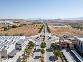 Terreny residencial  Avenida avenida de entrecaminos. Oportunidad única para inversores y empresas!