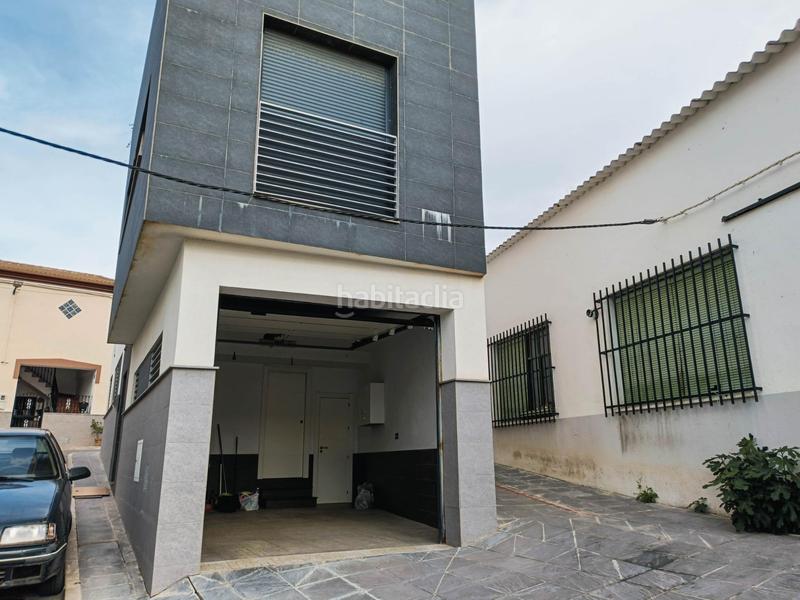 Foto 7dfd9064-c9ac-4f68-881b-52821c674b81. Chalet casa de diseño moderno con 3 habitaciones y acabados de lujo en Santa Cruz del Comercio