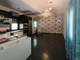 Xalet  Alfonso xii. Casa de diseño moderno con 3 habitaciones y acabados de lujo en