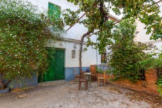 Casa  Avenida andalucia (res). Gran casa para reformar