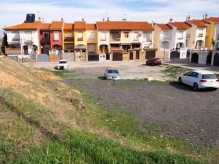 Terreny residencial  Calle montevive. Inversión ideal para empresa promotora  constructora.