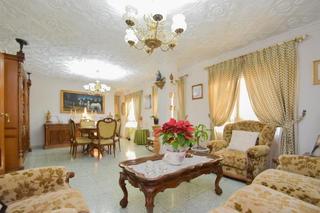 Geschäftsraum in Santa Fe. Vivienda y negocio