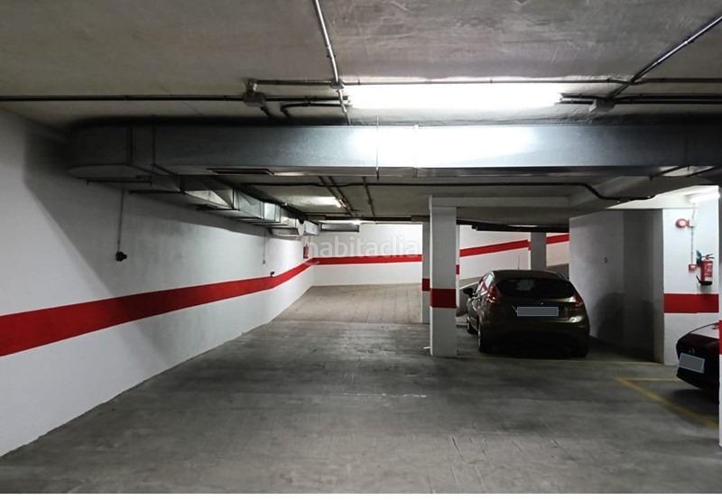 Foto b6314e45-0712-4dbe-855a-3e5f09b3fcc4. Autoparkplatz in Santa Fe