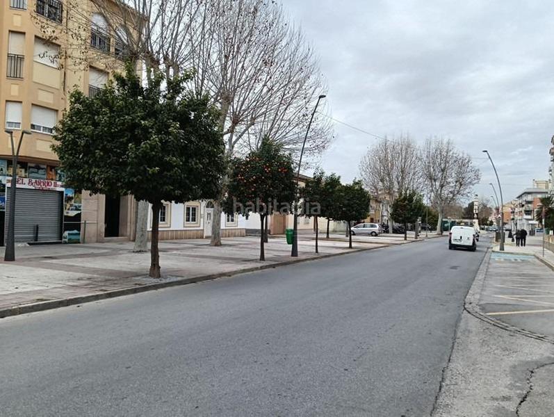 Foto edd07145-580f-4290-bfab-b3b456523cb5. Autoparkplatz in Santa Fe