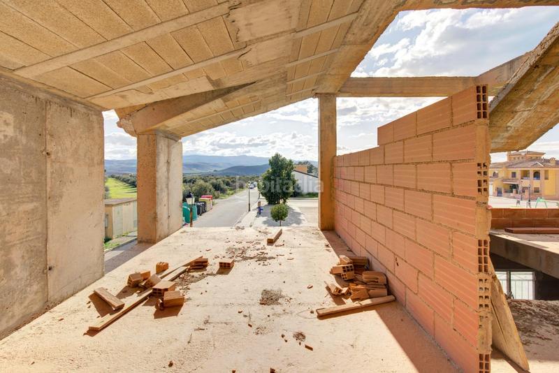 Foto c73e140c-884f-46c7-851f-32e8609fd5ce. Terreno residencial solar con estructura en Dúrcal
