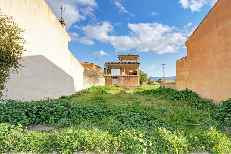 Foto c3898e4f-367e-4b1c-97dc-95ea5e6988e3. Terreno residencial oportunidad única! parcela urbana en marchena granada en Dúrcal