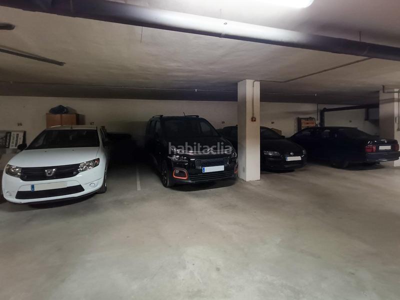 Foto ef496151-ea24-448d-81aa-37f12e259bd6. Piso  con garaje y piscina comunitaria en lachar en Láchar