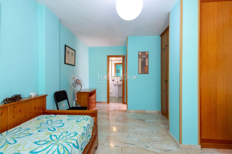 Foto 6c1c1d7d-780b-4227-b32e-d76601452de8. Casa amb aparcament a Castaño - Mirasierra Granada