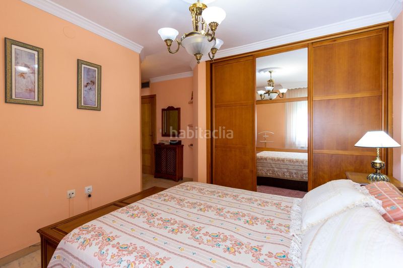 Foto b84955f9-fdeb-4dc2-8212-89a49a1618ba. Casa amb aparcament a Castaño - Mirasierra Granada