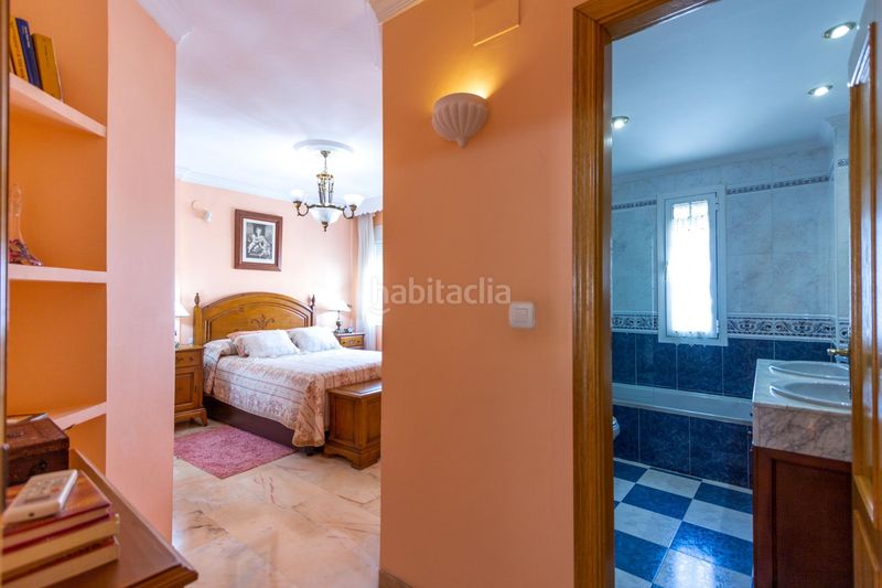 Foto c76bd825-bf3b-46fa-9985-b235ab0db8d2. Casa amb aparcament a Castaño - Mirasierra Granada