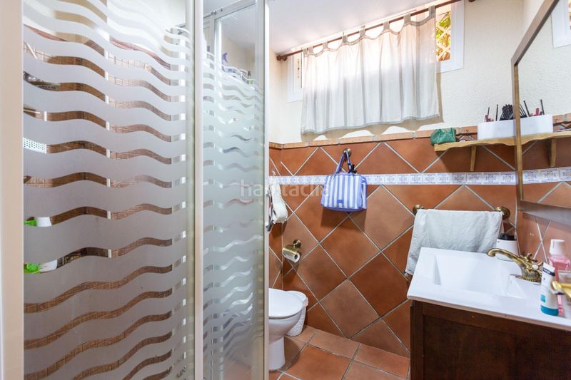 Foto f99644d1-be5d-4432-a1eb-de55139c9b56. Casa amb aparcament a Castaño - Mirasierra Granada