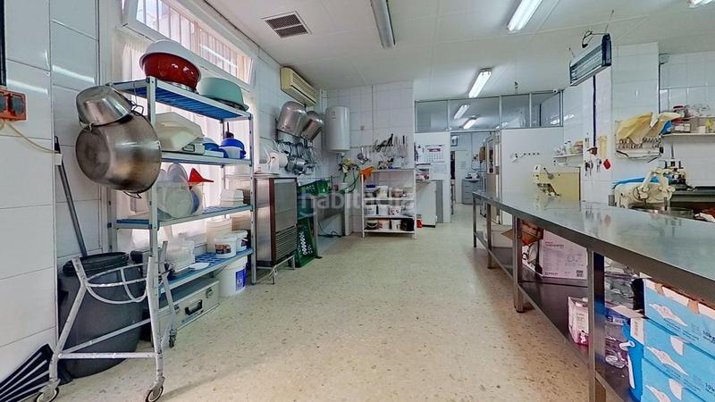 Foto 92c5d028-84e3-4b7b-9fc4-6bcc429adf6b. Local comercial estupendo local en la zubia en La Zubia Ciudad Zubia (La)