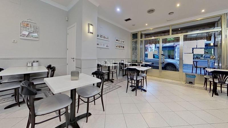 Foto a7c530d7-1062-46c4-9808-5bf5de9143d9. Local comercial estupendo local en la zubia en La Zubia Ciudad Zubia (La)