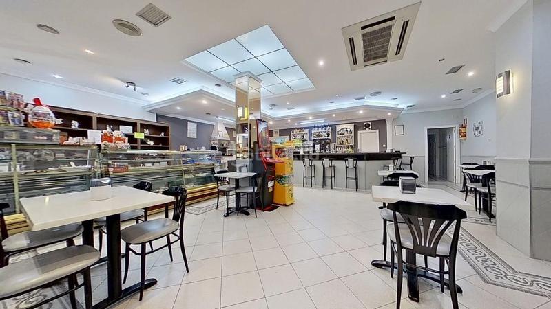 Foto fed2a900-1ae3-44b3-8f26-fa6135fb13c1. Local comercial estupendo local en la zubia en La Zubia Ciudad Zubia (La)