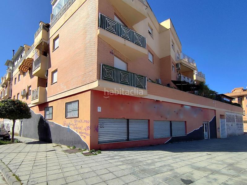 Foto 24aca240-6ce4-4be1-94dc-fd93d6f7425f. Local comercial en avenida de la hispanidad 17 local en esquina en venta avd. hispanidad en Santa Fe