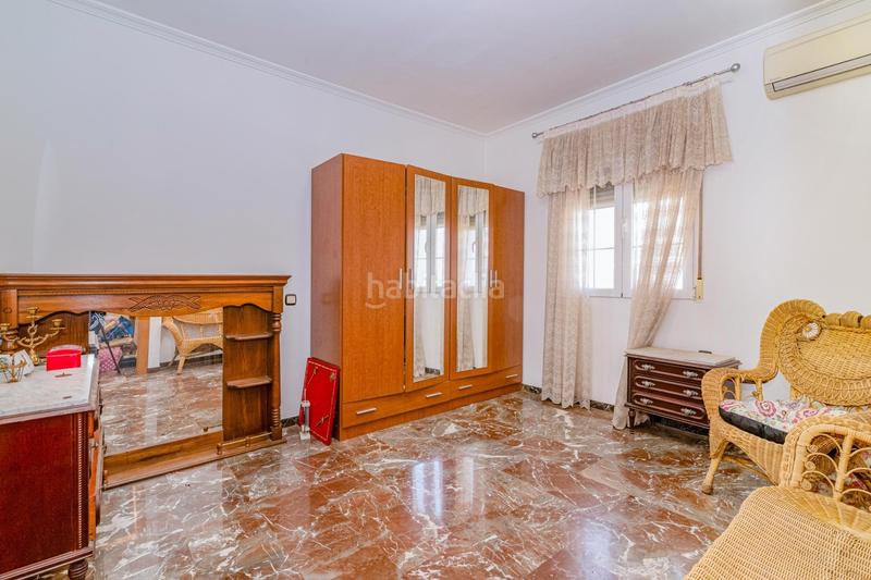 Foto 40dd5ce2-20d1-4c00-811c-03e499104ab4. Casa preciosa casa en el centro amplia, luminosa, jardín en Ogíjares