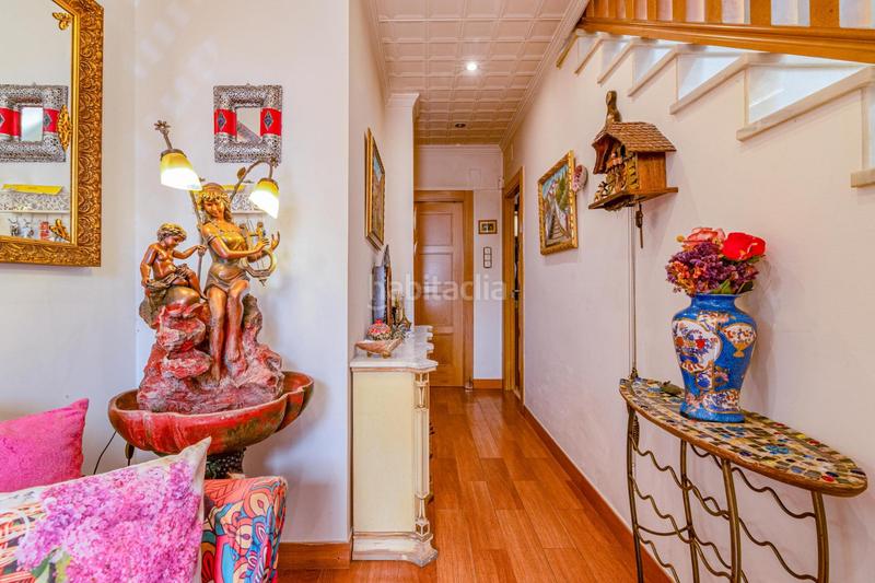 Foto 86cc789e-39c7-4314-8021-4acc8a46cdf0. Casa preciosa casa en el centro amplia, luminosa, jardín en Ogíjares
