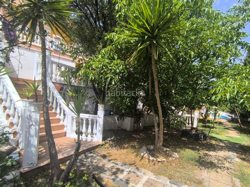 Foto dda79116-3fd0-44a3-8253-c4ab0df68e5b. Masía finca muy bonita con 4 casas y piscina en Padul