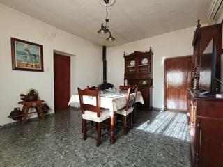 Casa  Calle pajaritos-peñuelas. Oportunidad en peñuelas! casa en planta baja con amplio espacio