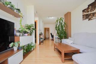 Pis  Calle pablo casals. En venta!! luminoso y confortable piso en las gabias en urbaniza