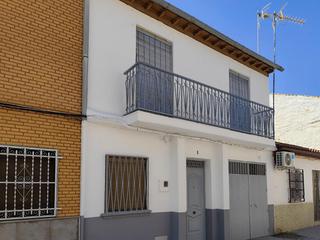 Casa  Calle haiti. Estupenda casa de dos plantas en santa fe, granada