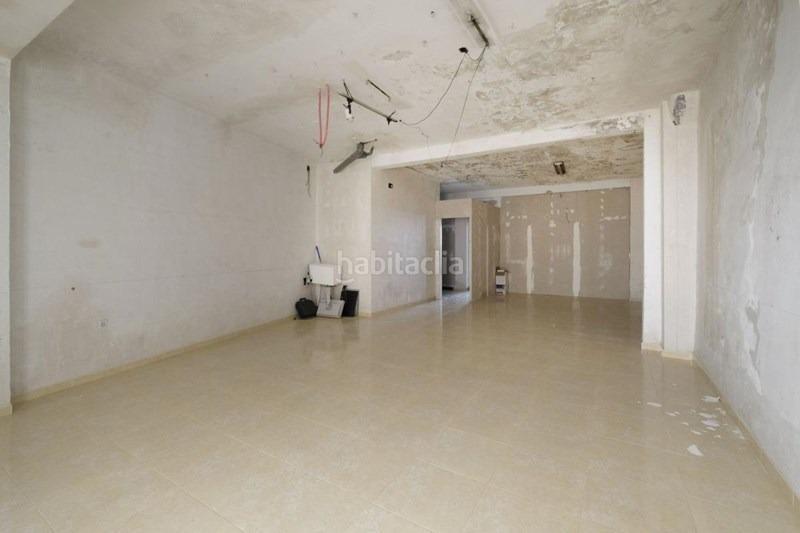 Foto 495fcb49-8102-4537-a991-687bb3755b3d. Local comercial  en avenida principal en Padul