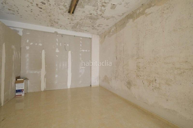 Foto fa1a3767-8bfe-4ea2-8b21-c02ef7952b26. Local comercial  en avenida principal en Padul
