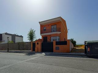 Xalet  Avenida del mediterraneo 236. Chalet  con vistas impresionantes a sierra nevada en la mejor zo
