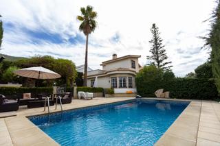 Chalet  Calle ur el puntal - e-2. Gran chalet en el puntal