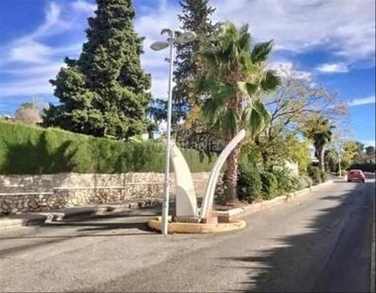 Foto 9cdc892e-80f4-4198-87d9-6fd11f681faa. Terreno residenziale in Barrio de la Vega Monachil