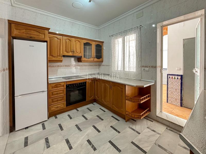 Foto f55a3030-66ed-4234-b82a-b8cf633ce18c. Flat with parking in Atarfe